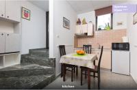 Kuchyňa alebo kuchynka v ubytovaní CITY CENTAR app.DIJANA