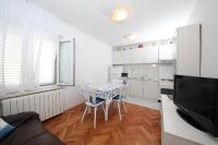 Kuchyňa alebo kuchynka v ubytovaní Family Apartments Marita