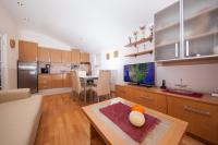 Kuchyňa alebo kuchynka v ubytovaní Family Apartments Marita
