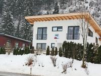 Holiday home Steinfeld close to the ski lift v zime