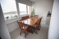 Kuchyňa alebo kuchynka v ubytovaní RiverView apartment