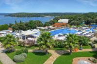 Bazén v ubytovaní Valamar Tamaris Resort alebo v jeho blízkosti
