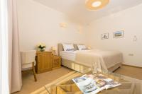 Hotel Szlak Bursztynowyにあるベッド