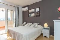 A bed or beds in a room at Jeronimo