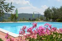 Bazén v ubytovaní Agriturismo Il Monte - Piscina tra gli Ulivi, Maneggio con Cavalli e WIFI alebo v jeho blízkosti