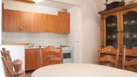 Kuchyňa alebo kuchynka v ubytovaní Family Apartments Marita