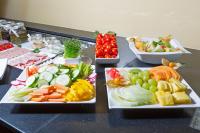 ホテルの敷地内または近くでの食事または食べ物