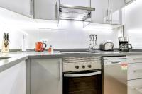 Kuchnia lub aneks kuchenny w obiekcie Ocean Pearl Apartment