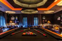 Biliardový stôl v ubytovaní El Lodge, Ski & Spa