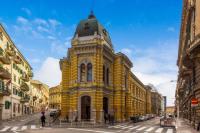 Nespecifikovaný výhled na destinaci Rijeka nebo výhled na město při pohledu z apartmánu