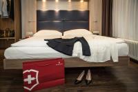 Hotel Alexander Zurich Old Townにあるベッド