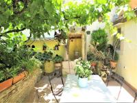 A garden outside La Casa Delle Fate