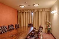 Posedenie v ubytovaní APLEND Wellness Hotel Borovica