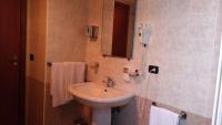 Łazienka w obiekcie Hotel La Falconara