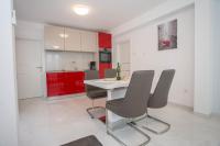 Kuchnia lub aneks kuchenny w obiekcie Apartment Aldo II