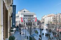 Nespecifikovaný výhled na destinaci Madrid nebo výhled na město při pohledu z penzionu