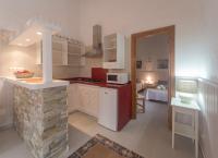A kitchen or kitchenette at Viviendas Los Olivos - Formentera Break