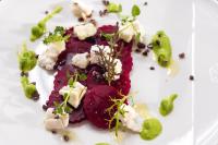 Jídlo v hotelu nebo okolí