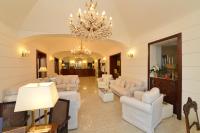 A seating area at Hotel Palma