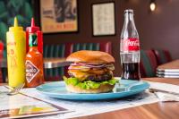 Jídlo v motelu nebo okolí