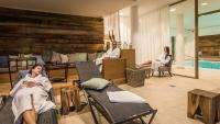 Wellings Parkhotelの敷地内または近くにあるプール