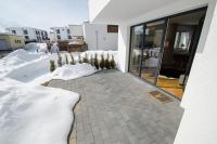 Obiekt Finest Kitzblick Golf Suites by All in One Apartments zimą