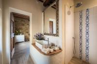A bathroom at La Casa di Alice