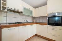 Kuchyň nebo kuchyňský kout v ubytování Apartments Antonija