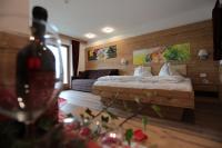 Ein Bett oder Betten in einem Zimmer der Unterkunft Molaris Lodge