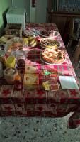 Jedlo v ubytovaní bed & breakfast alebo blízkom okolí