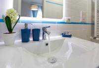 A bathroom at Jolie Julie Accomodation