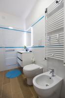 A bathroom at Jolie Julie Accomodation