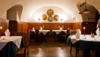 Restaurace v ubytování Hotel Gasthof Mitteregger - Beste Lage in Kaprun
