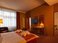 TV a/nebo společenská místnost v ubytování Mercure Ostrava Center