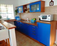 Kuchyňa alebo kuchynka v ubytovaní Apartments Mistral