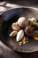 Jídlo v hotelu nebo okolí