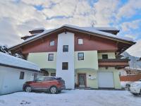 Budynek, w którym mieści się apartament