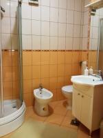Kúpeľňa v ubytovaní Apartmani N.May's