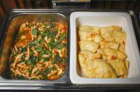 Jídlo v hotelu nebo okolí