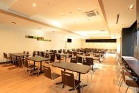 Posezení v ubytování Smile Hotel Premium Osaka Hommachi