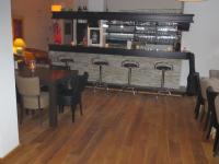 Hol lub bar w obiekcie Hotel Rader