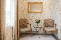 Posezení v ubytování Gloppen Hotell - by Classic Norway Hotels