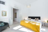Posteľ alebo postele v izbe v ubytovaní Montaber Apartment - Trafalgar