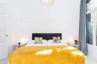 Posteľ alebo postele v izbe v ubytovaní Montaber Apartment - Trafalgar