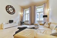 Telewizja i/lub zestaw kina domowego w obiekcie Historic Centre Apartments VI