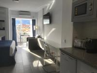 Kuchyň nebo kuchyňský kout v ubytování Honeymoon Apartments