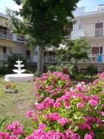Vonkajšia záhrada v ubytovaní Apartments Juli