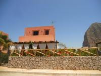 The building in which the holiday home is located