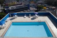 Hotel Dan Inn São José dos Camposの敷地内または近くにあるプール