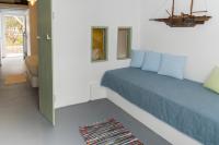 Posedenie v ubytovaní Thalassitra Private Pool Suites